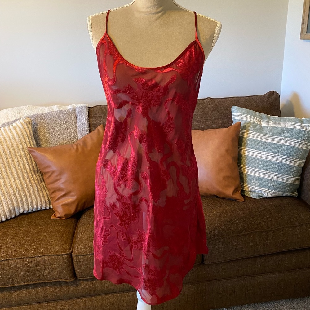 Vintage Gold Label Victoria’s Secret - Large